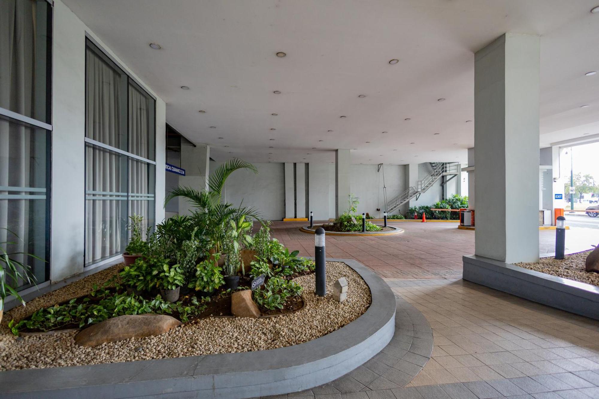 New 2Br Of 86Sqm With Parking & Netflix In Bgc Apartman Manila Kültér fotó