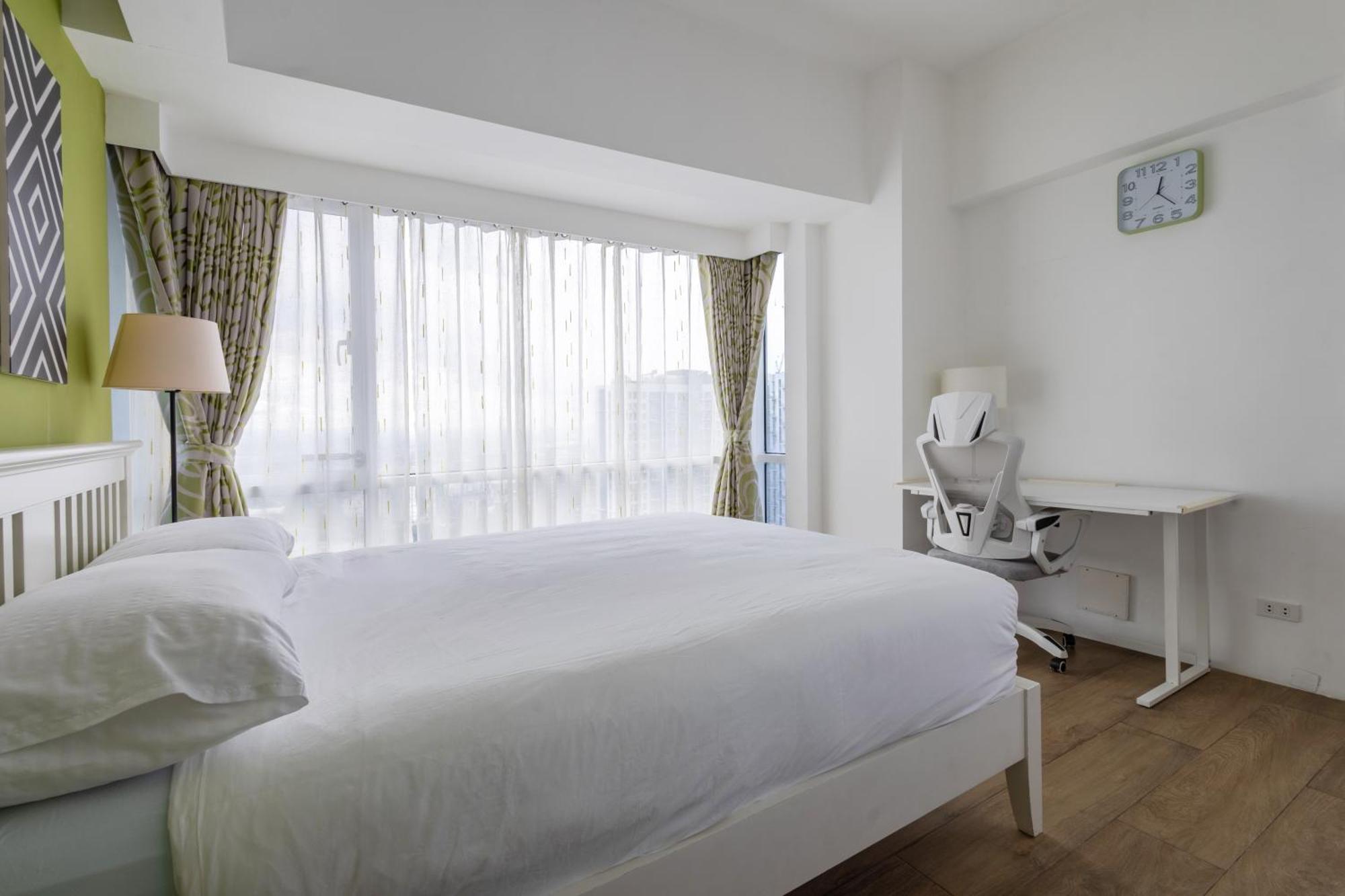 New 2Br Of 86Sqm With Parking & Netflix In Bgc Apartman Manila Kültér fotó